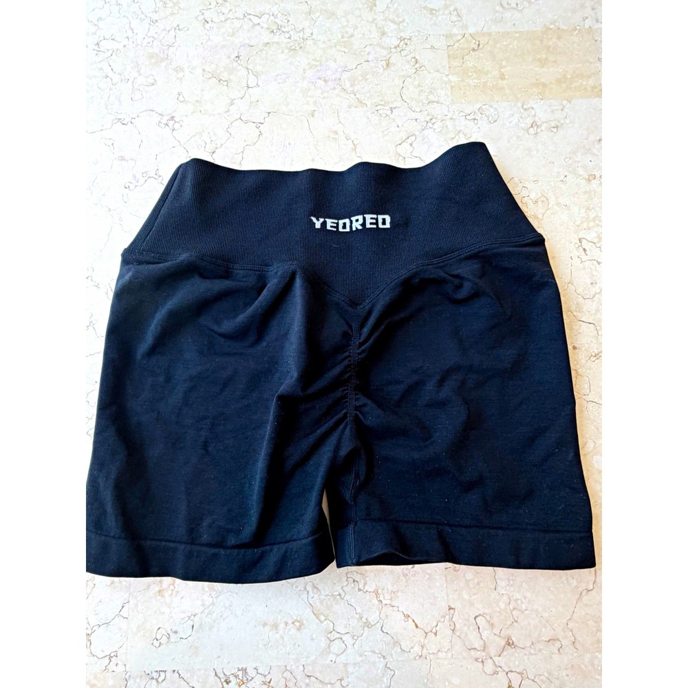 YEOREO Women's Gym & Training Black Knit Biker Shorts Stretch Elastic Waist M